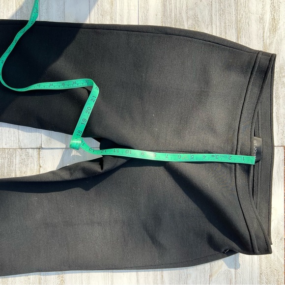 St. John Caviar Collection High Rise Cropped Knit Pant - Picture 9 of 13